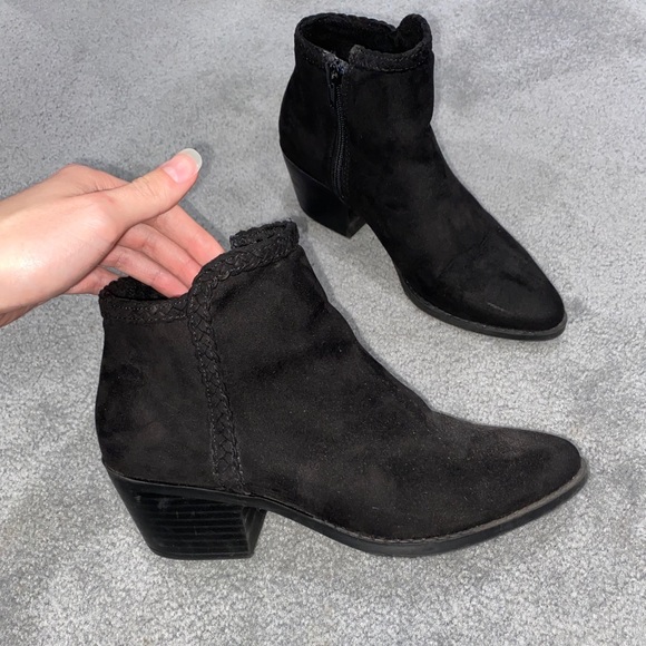 Forever 21 Shoes - Forever21 Suede Booties